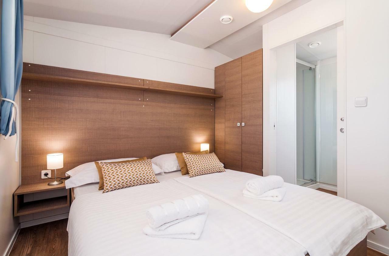 Camp San Antonio Hotel Biograd Na Moru Luaran gambar